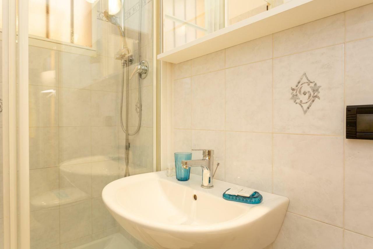 The Best Rent - Cozy Studio Apartment In Milan Downtown Экстерьер фото